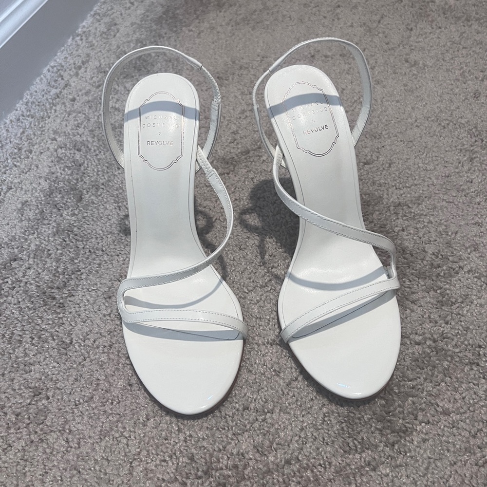 REVOLVE Gia Sandal in White
Michael Costello